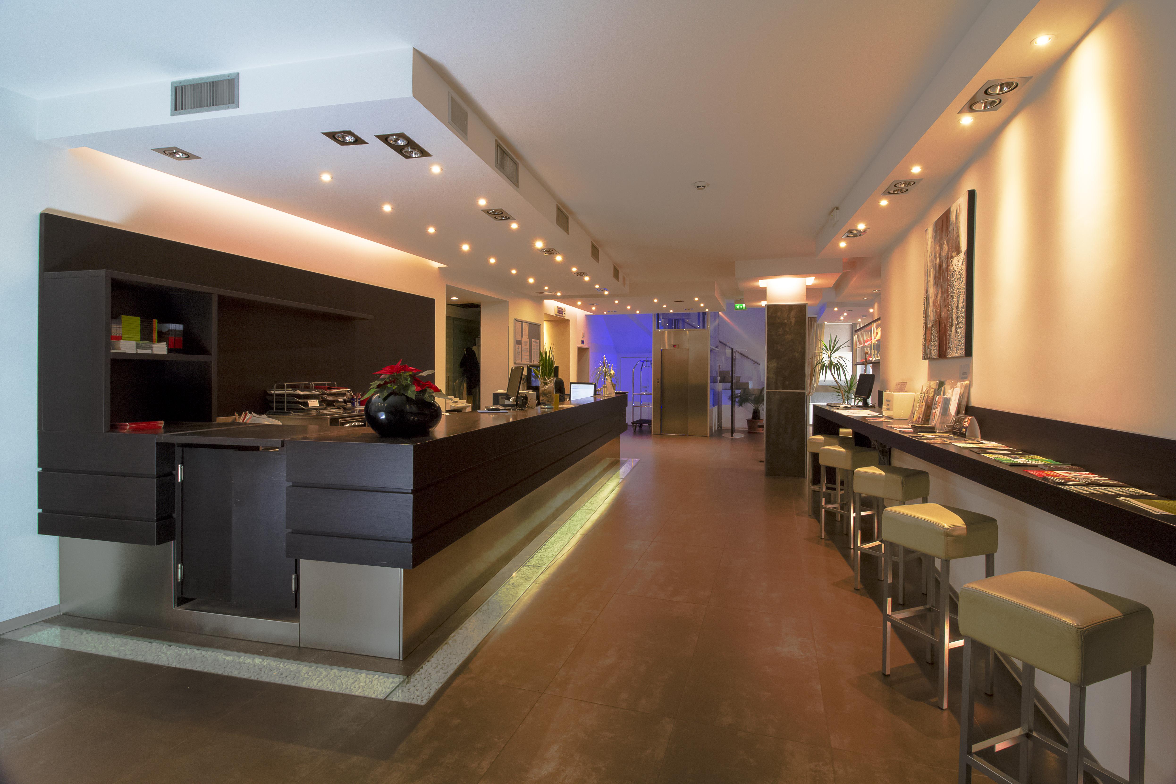 Hotel Panama Majestic Римини Экстерьер фото